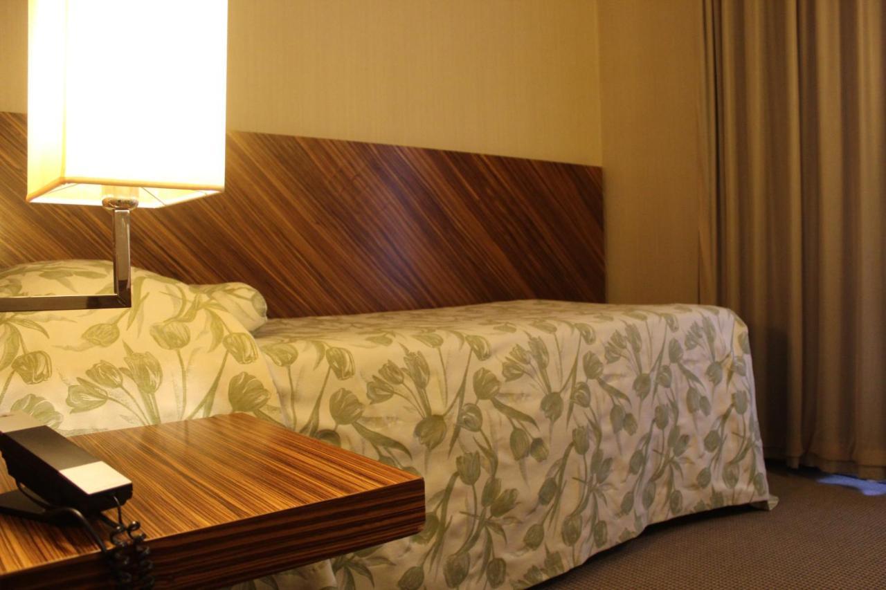 Mh Hotel Piacenza Fiera מראה חיצוני תמונה