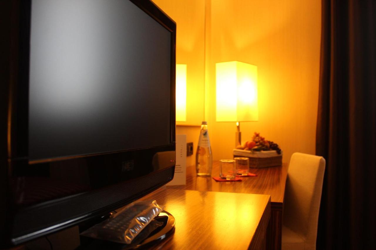Mh Hotel Piacenza Fiera מראה חיצוני תמונה