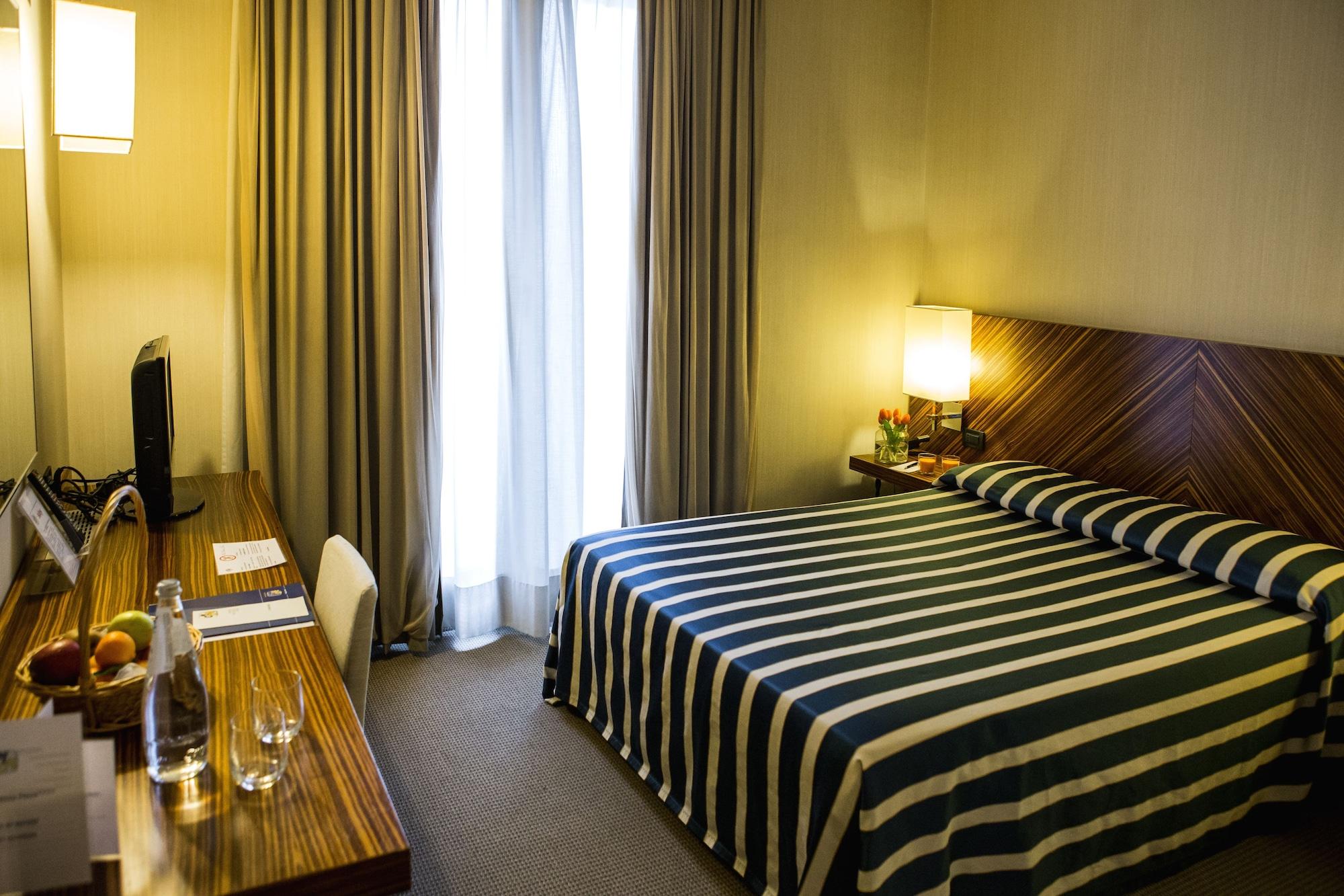 Mh Hotel Piacenza Fiera מראה חיצוני תמונה