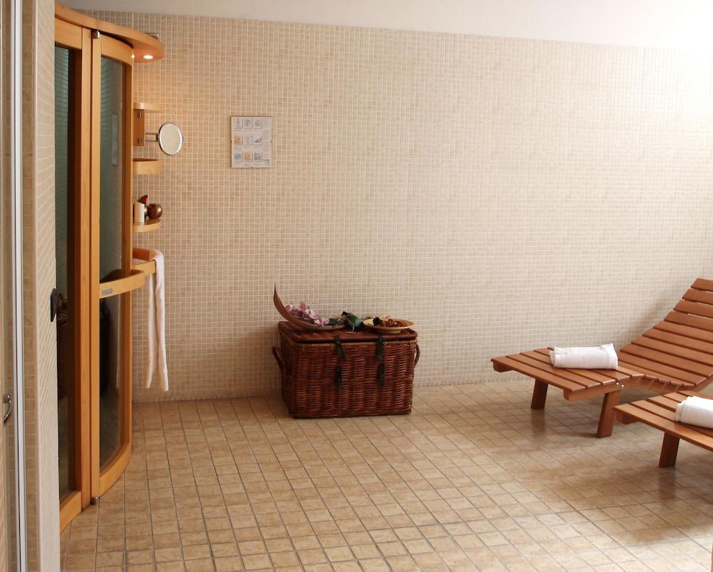 Mh Hotel Piacenza Fiera מראה חיצוני תמונה