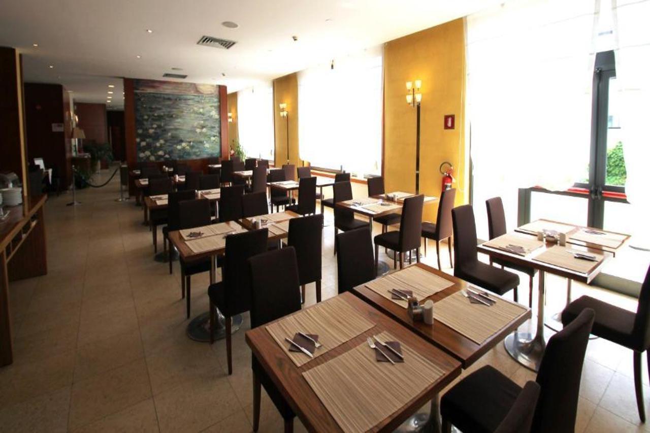 Mh Hotel Piacenza Fiera מראה חיצוני תמונה