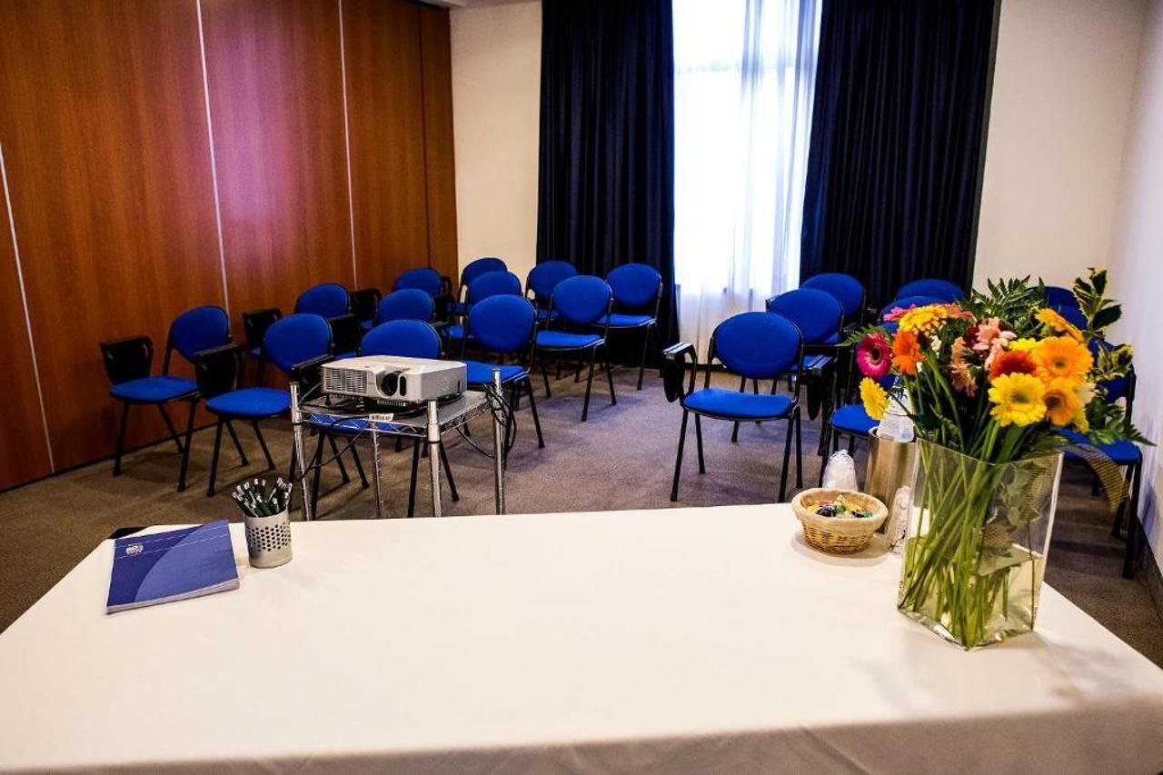 Mh Hotel Piacenza Fiera מראה חיצוני תמונה