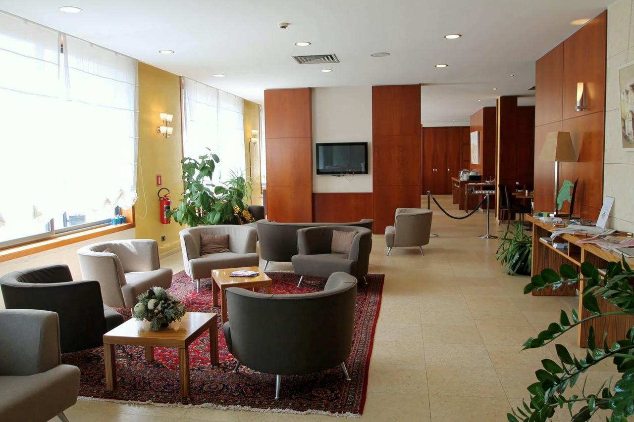 Mh Hotel Piacenza Fiera מראה חיצוני תמונה