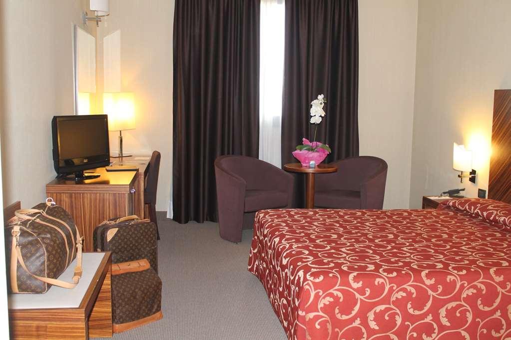 Mh Hotel Piacenza Fiera חדר תמונה