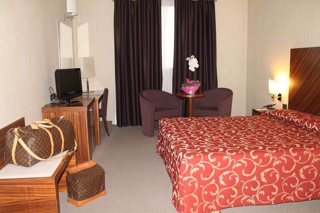 Mh Hotel Piacenza Fiera חדר תמונה